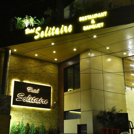 Hotel Solitaire Chinhat Exterior foto